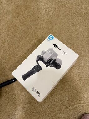 DJI RS 3 Mini Gimbal Stabilizer - Ronin